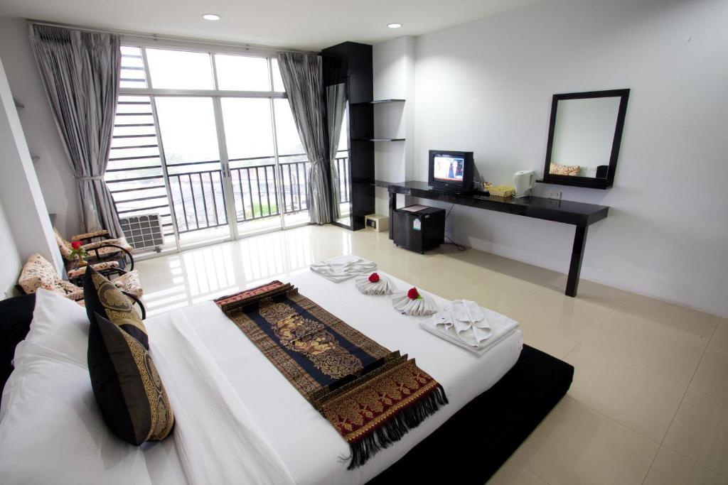 Lars-Lita Residence Patong Bilik gambar