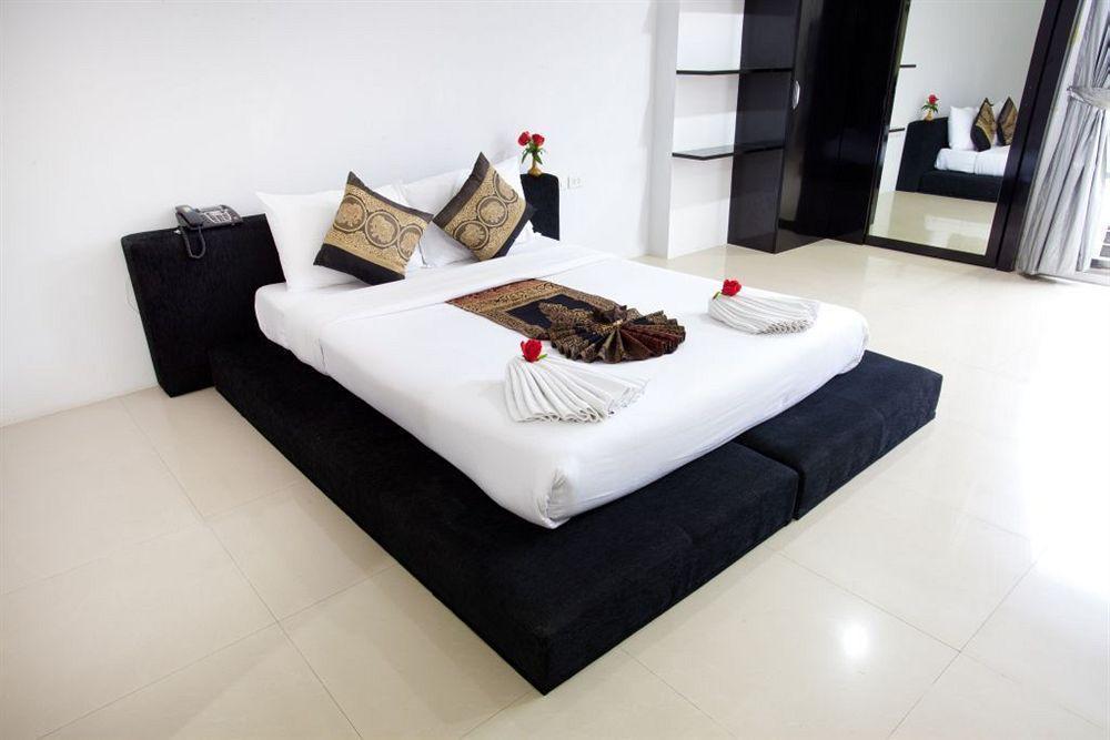Lars-Lita Residence Patong Luaran gambar
