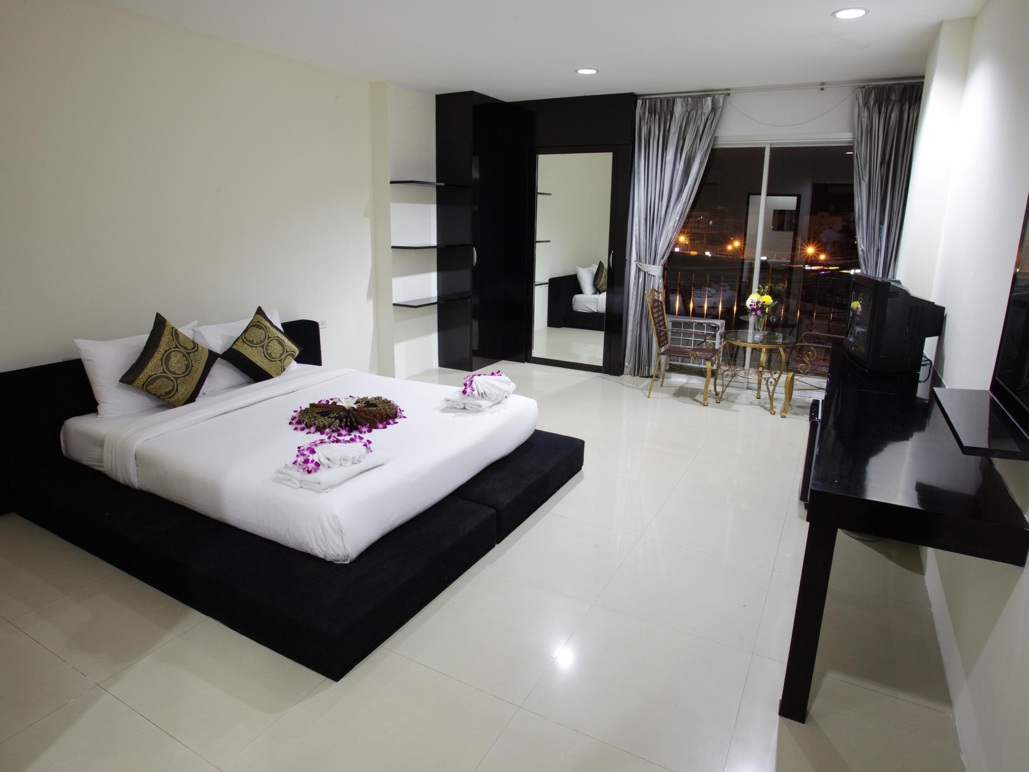 Lars-Lita Residence Patong Luaran gambar