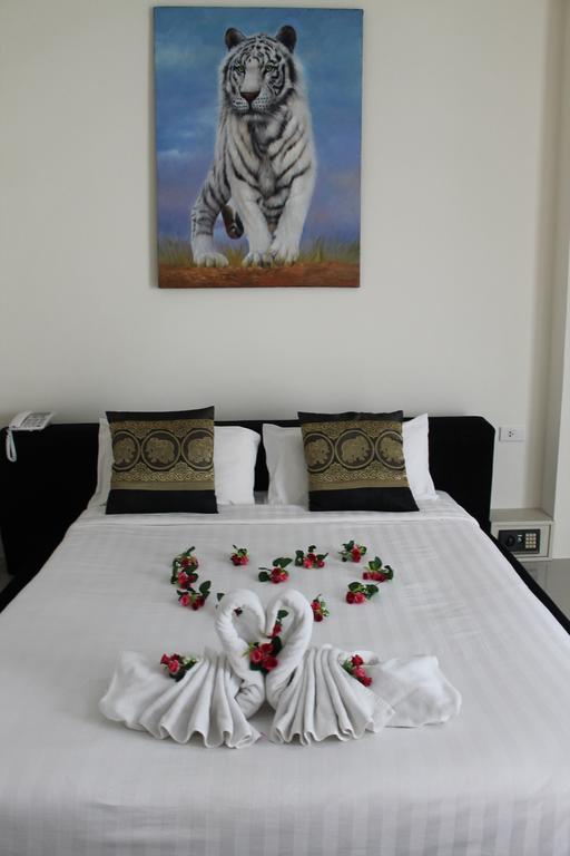 Lars-Lita Residence Patong Luaran gambar