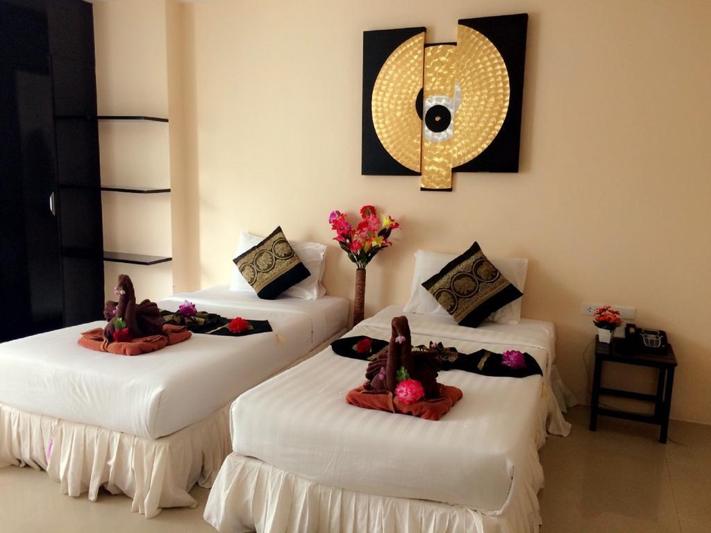 Lars-Lita Residence Patong Luaran gambar