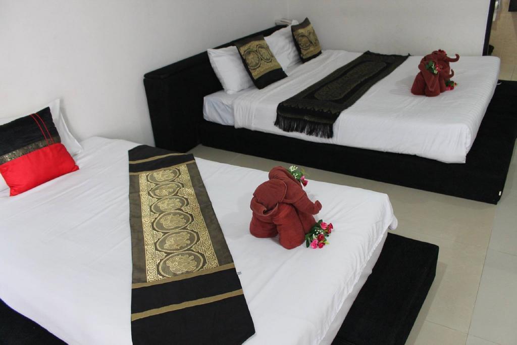 Lars-Lita Residence Patong Luaran gambar