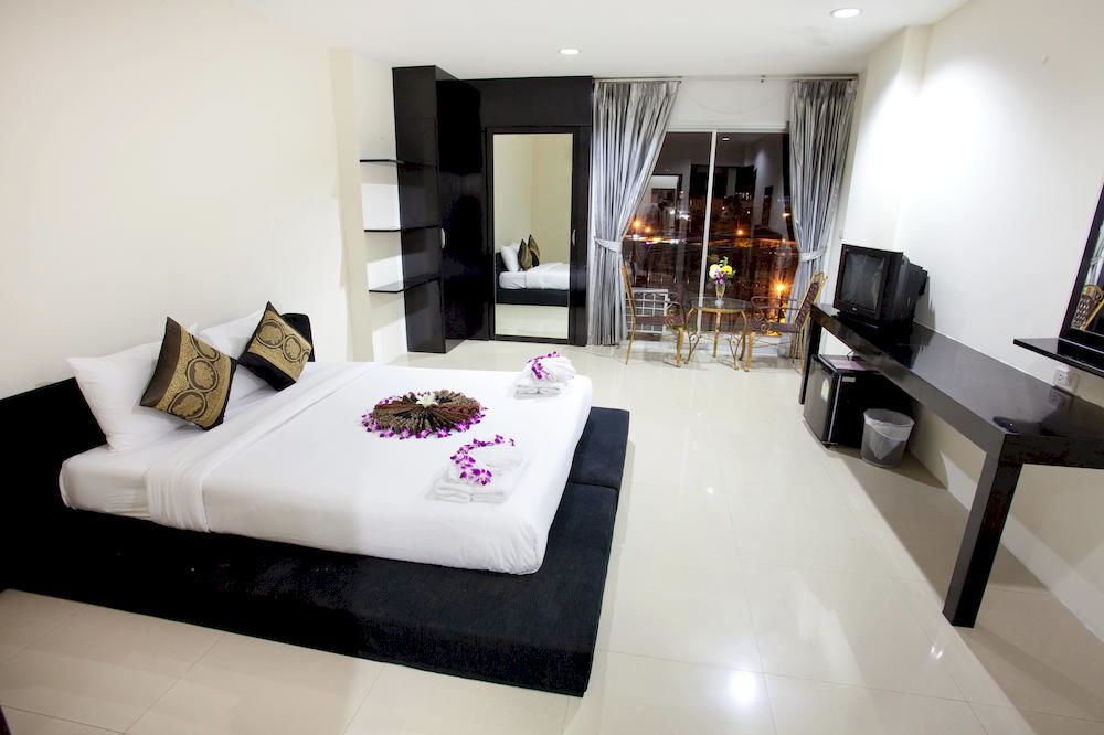 Lars-Lita Residence Patong Luaran gambar