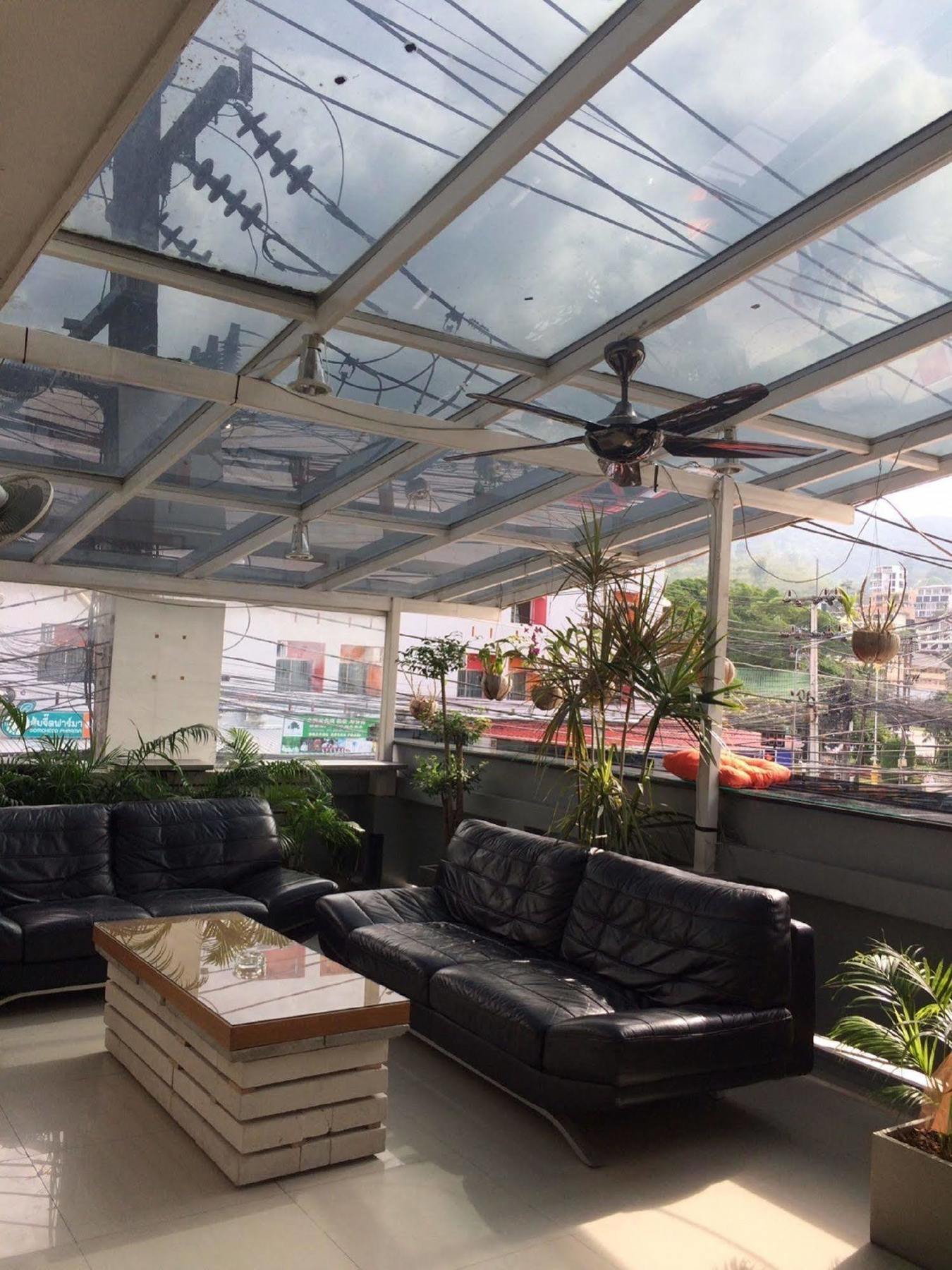Lars-Lita Residence Patong Luaran gambar