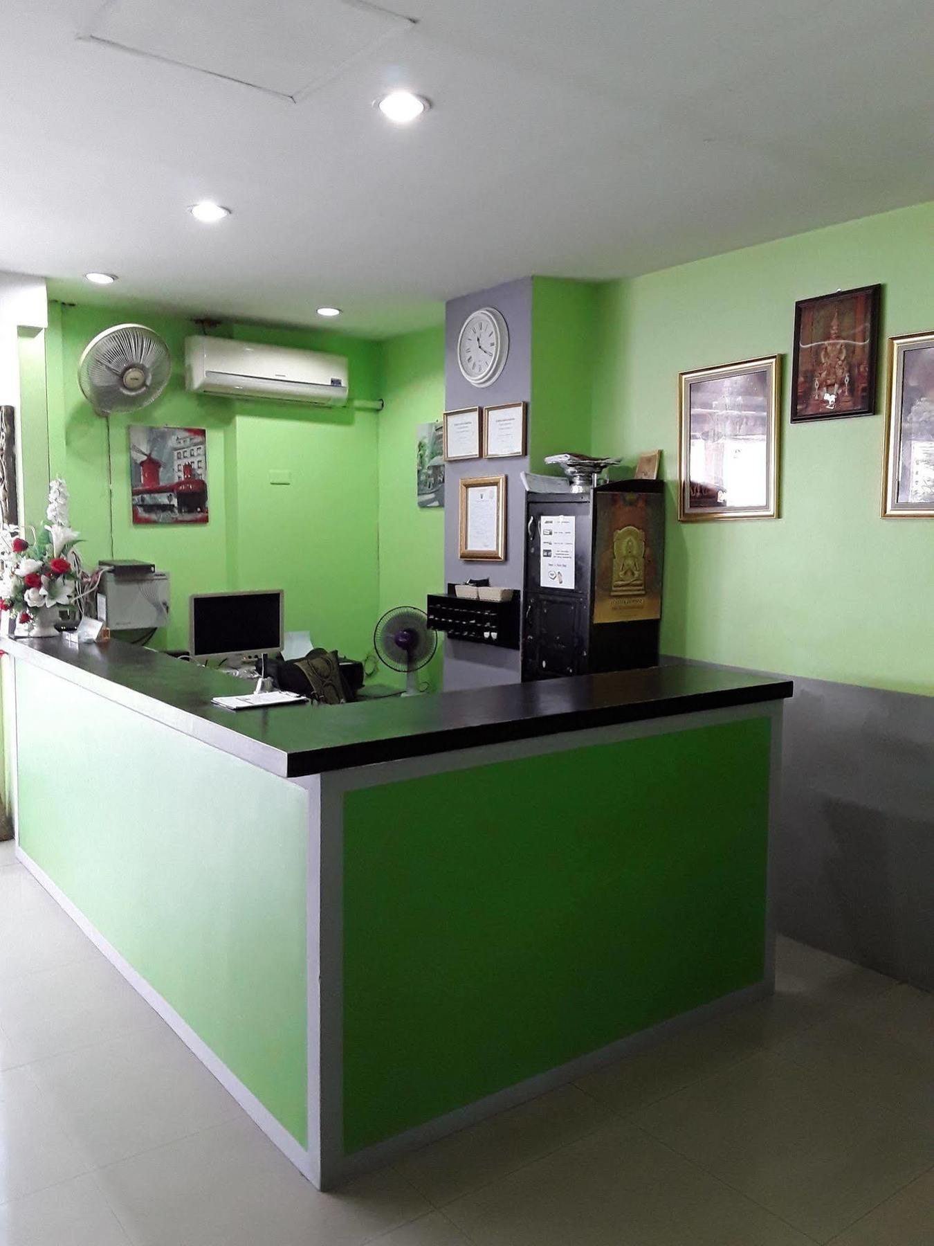 Lars-Lita Residence Patong Luaran gambar